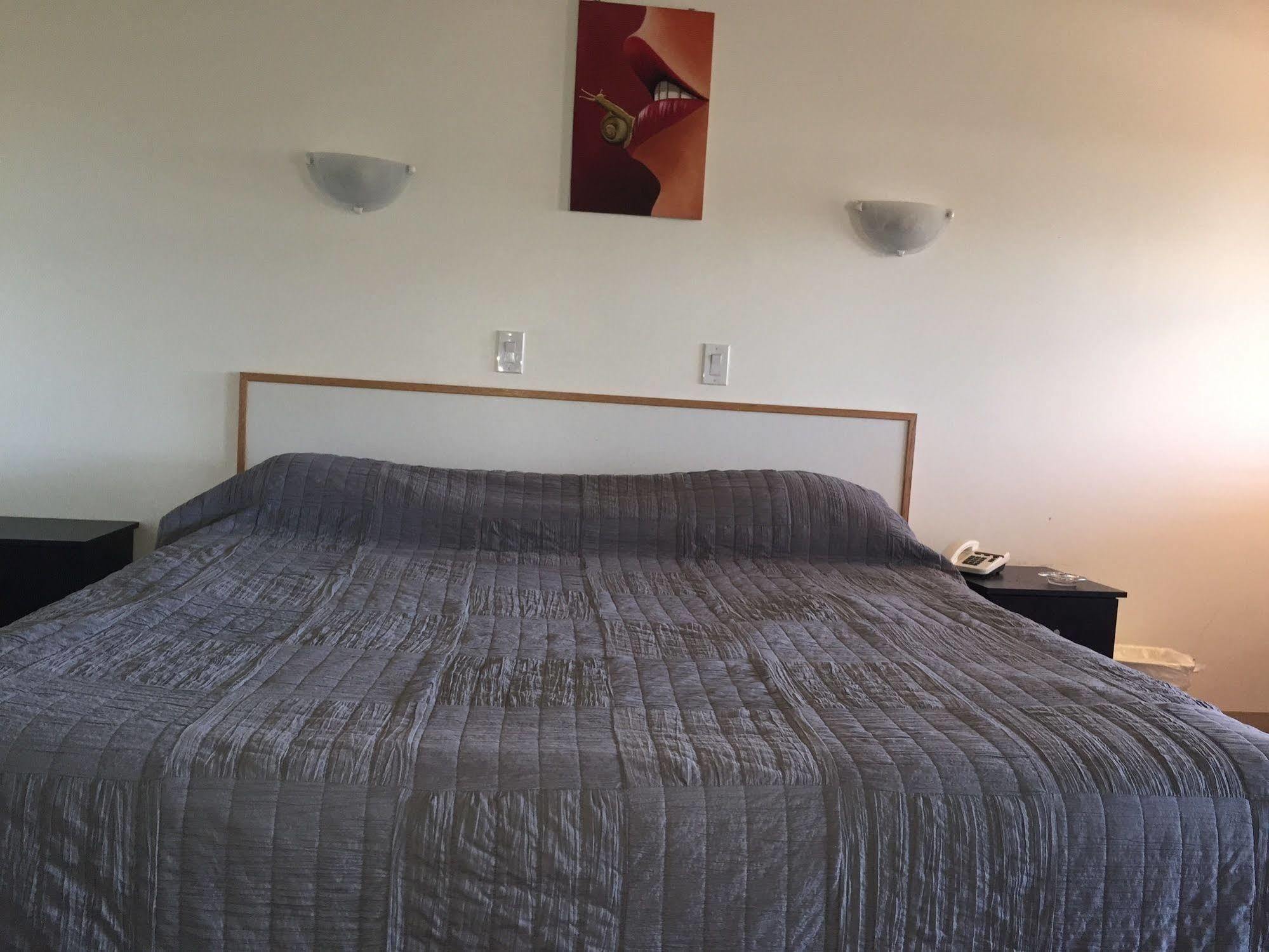 Voyageur Motel Thunder Bay Kültér fotó