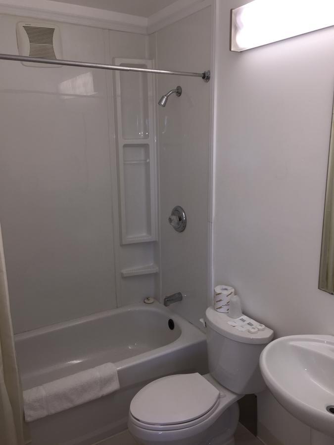 Voyageur Motel Thunder Bay Kültér fotó
