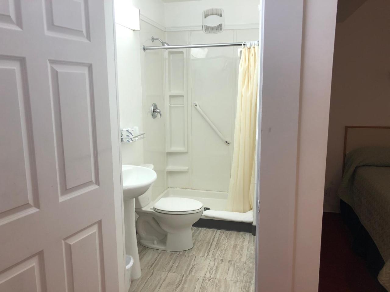 Voyageur Motel Thunder Bay Kültér fotó